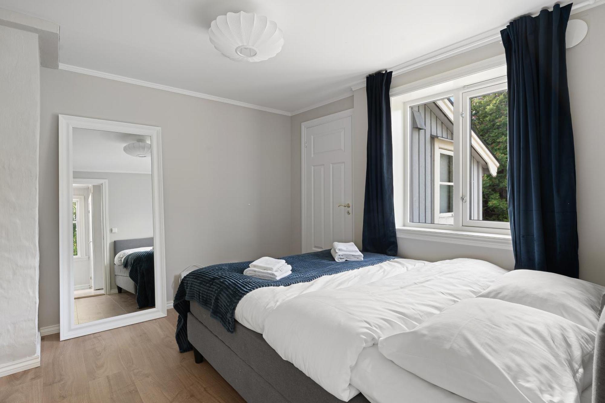 Arctic Homes - Historical Tromso House With View Экстерьер фото