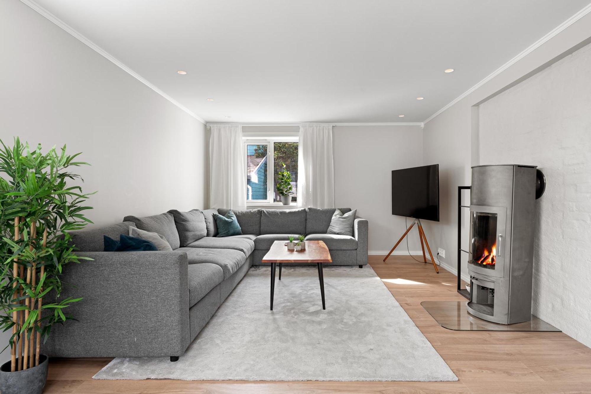 Arctic Homes - Historical Tromso House With View Экстерьер фото